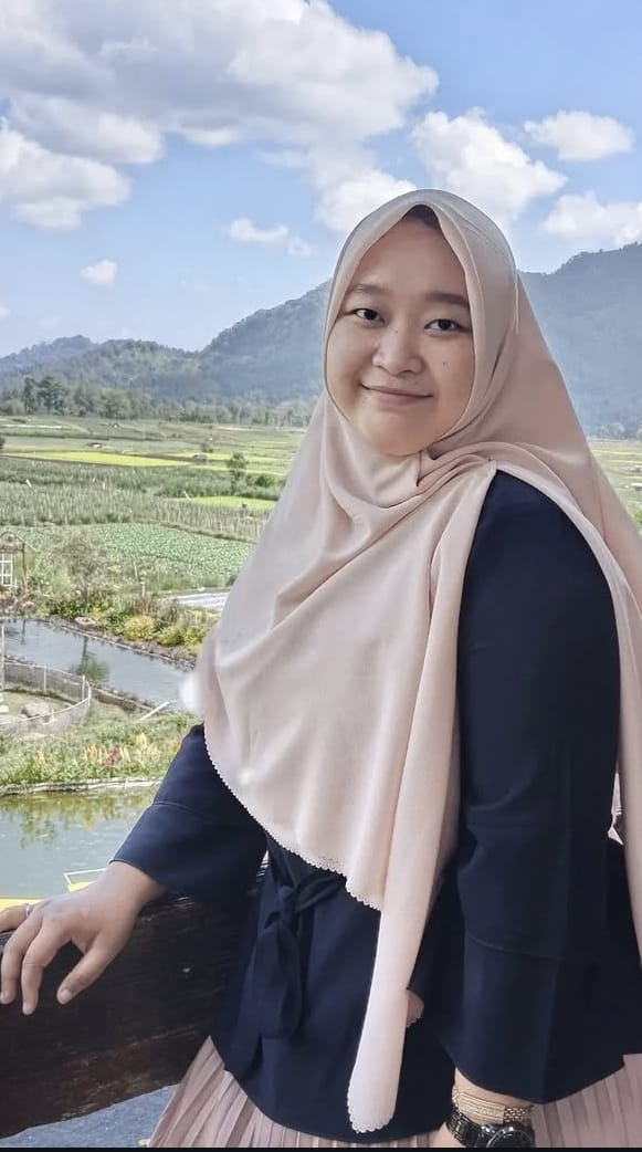 Dina Fatihul Lathifah, S.Pd.